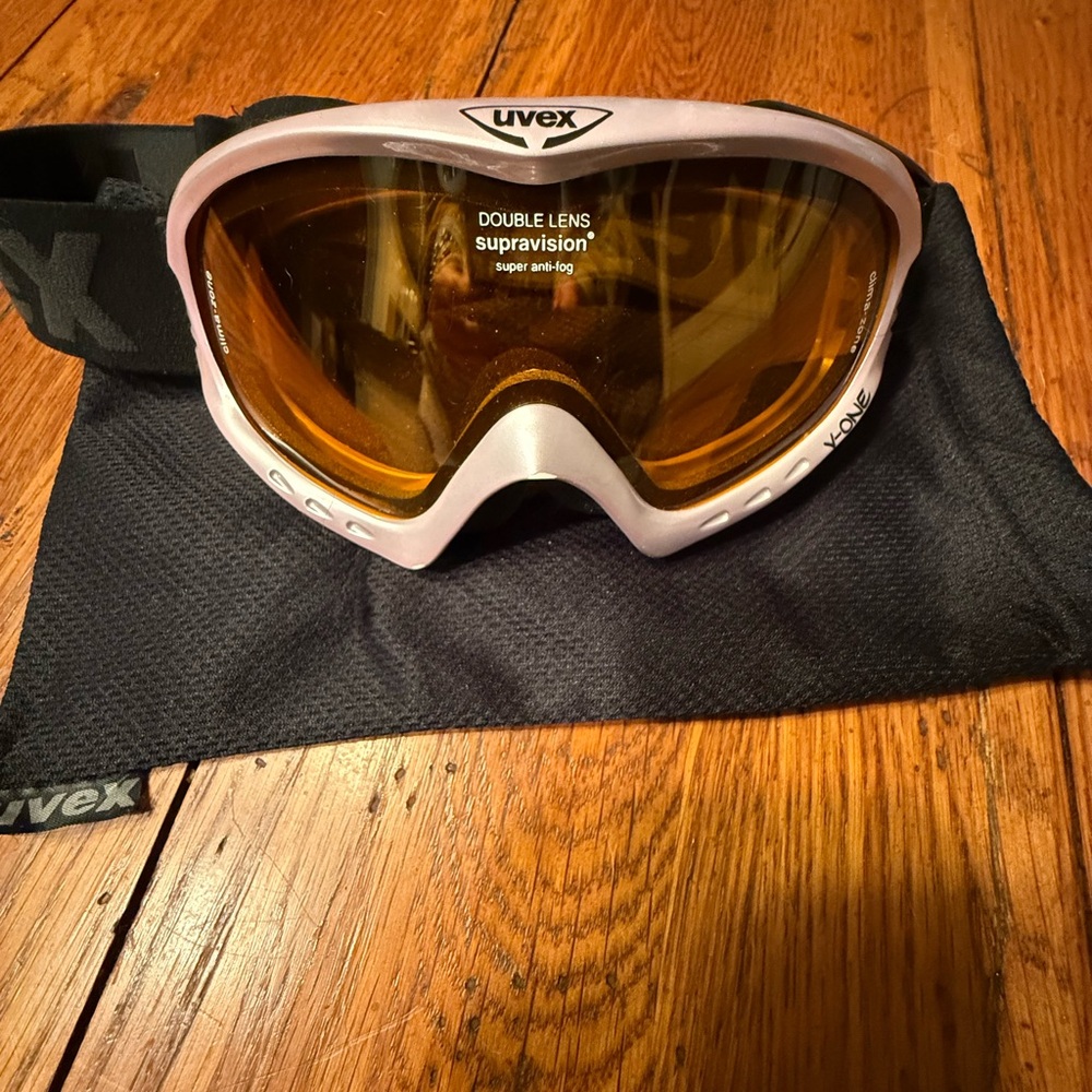Uvex Ski Goggles with Orange Lens